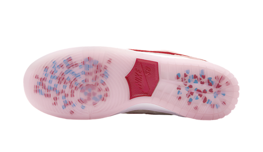 StrangeLove x Nike Dunk Low SB 'Valentine's Day' Special Box