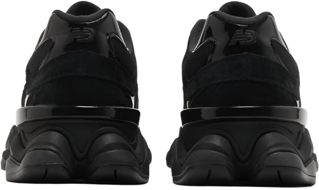 New Balance ‘Triple Black Suede Patent'