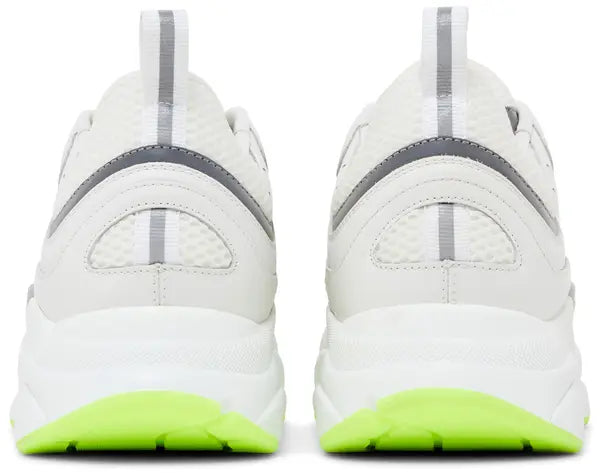 Dior B22 'White Light Green'
